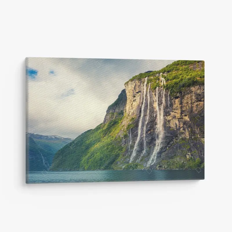 Leinwandbild wasserfälle an fjordklippen