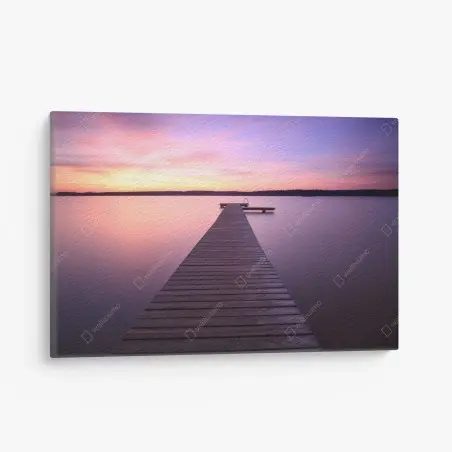 Leinwandbild ruhiger pastellsonnenuntergang am see mit steg – Pixers®
