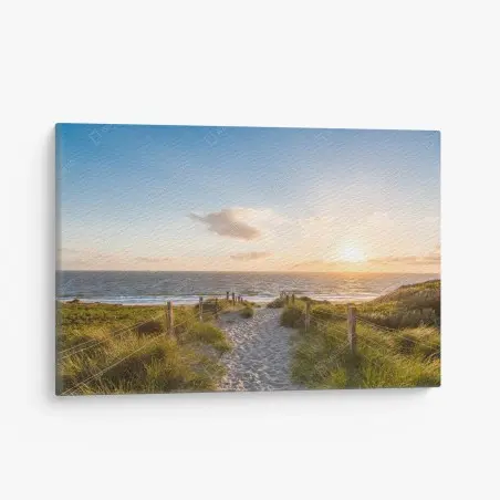 Leinwandbild sonnenbeschienener strandweg zum meer – Pixers®