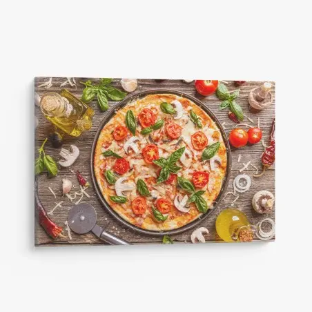 Leinwandbild frische pizza mit basilikum und cherrytomaten – Pixers®