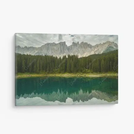 Leinwandbild ruhige spiegelung am Lago di Carezza, Dolomiten – Pixers®