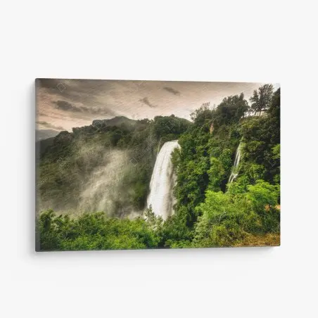 Leinwandbild Marmore wasserfall in Umbrien: neblige grüne landschaft – Pixers®