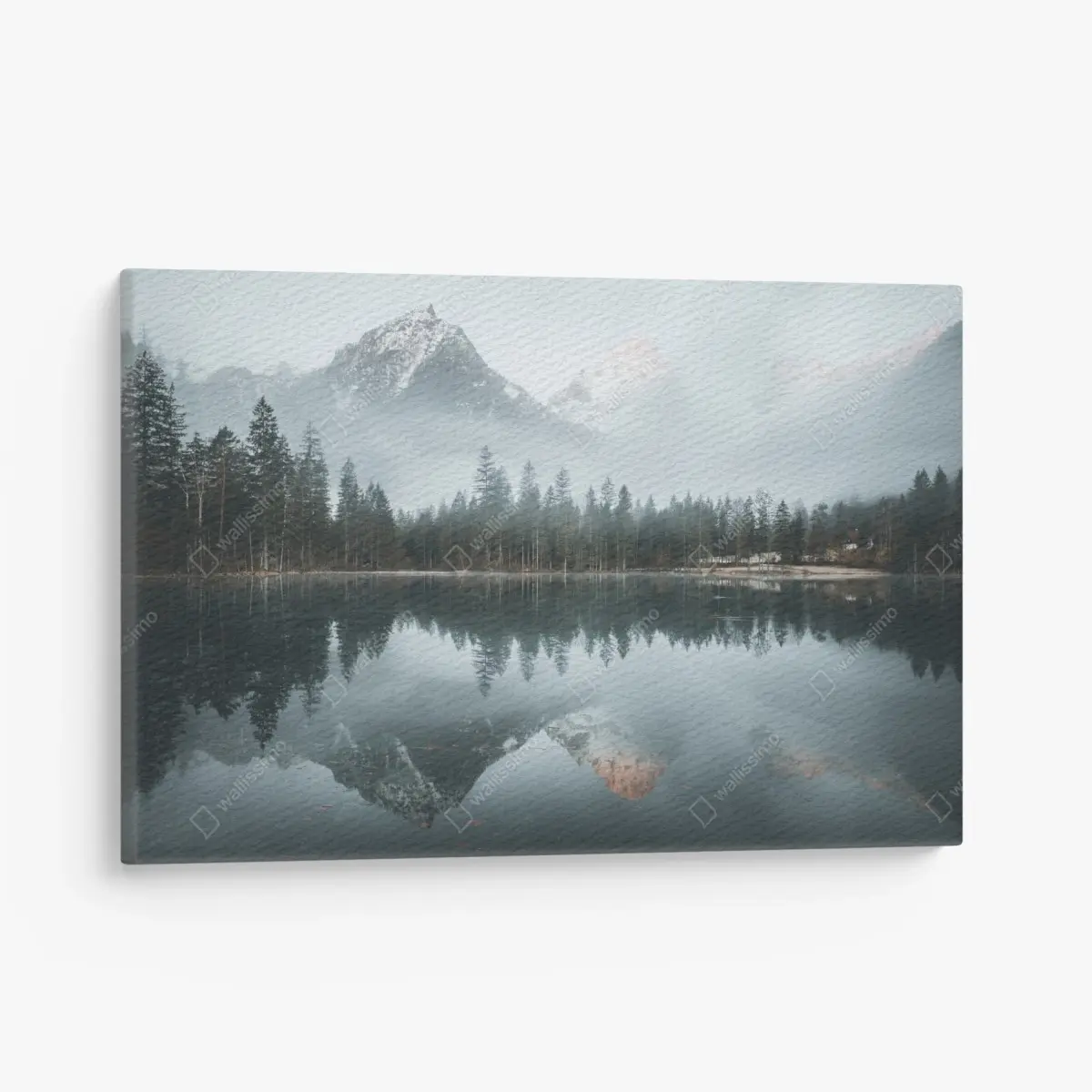 Leinwandbild neblige alpine spiegelung am ruhigen see – Pixers®