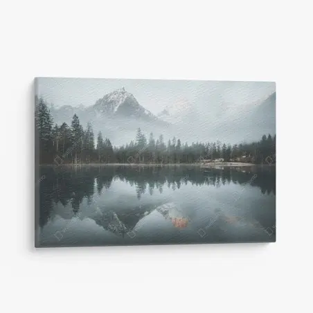 Leinwandbild neblige alpine spiegelung am ruhigen see