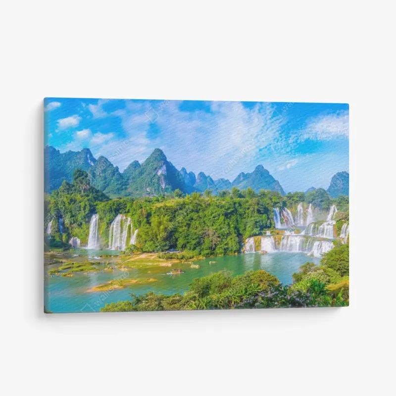 Leinwandbild üppige panoramaansicht eines wasserfalls mit karstbergen