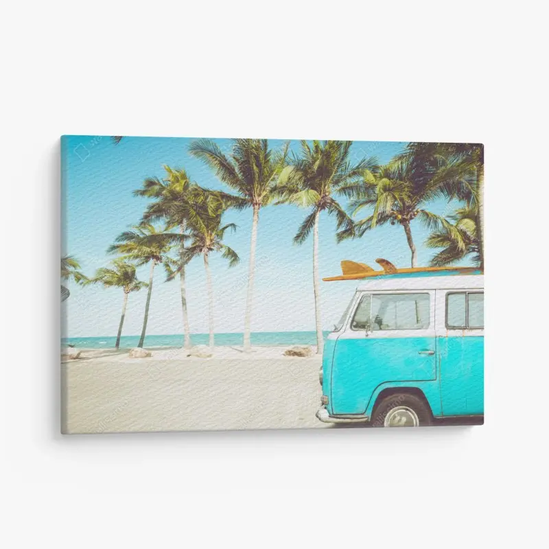 Leinwandbild vintage surfbus am tropischen strand