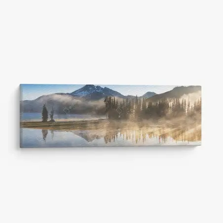 Leinwandbild nebliger bergspiegel am see bei sonnenaufgang – Pixers®