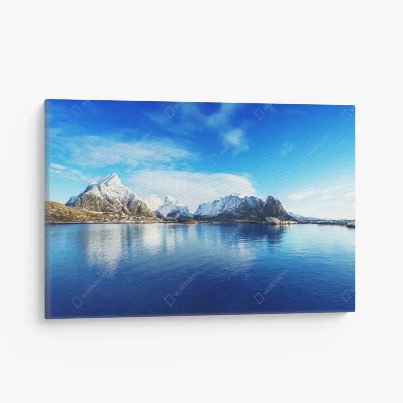Leinwandbild ruhige winterliche fjordlandschaft in Reine, Lofoten