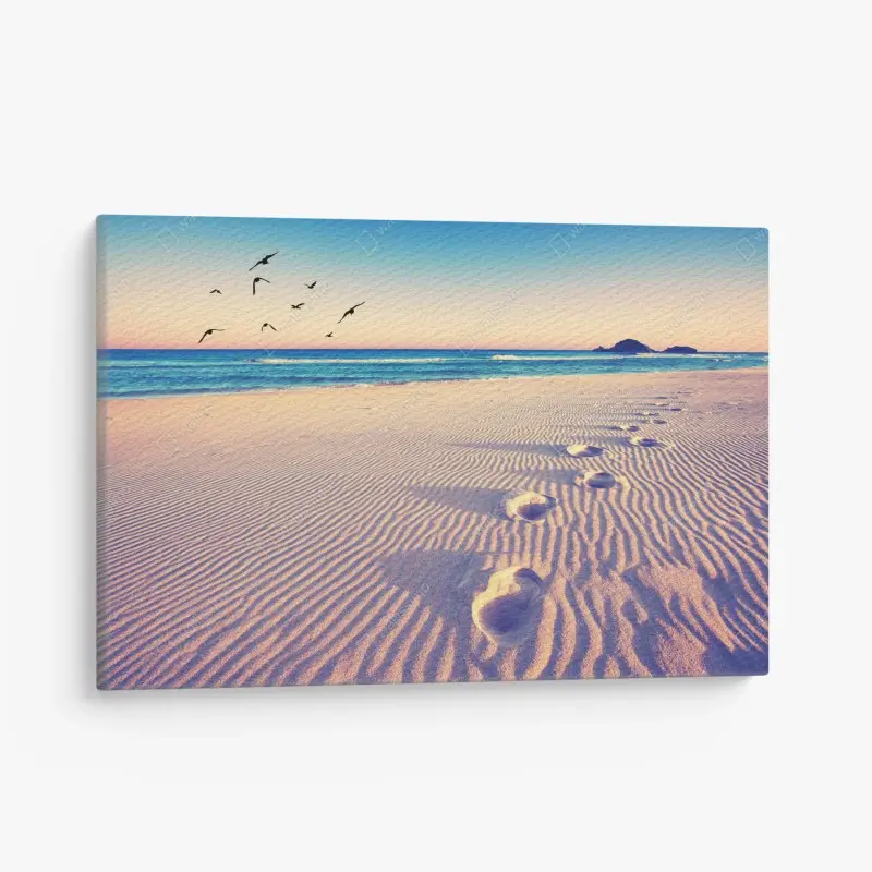 Leinwandbild magische fußspuren am sommerstrand