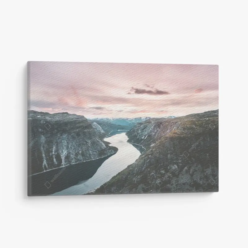 Leinwandbild ruhiger fjord bei sonnenuntergang