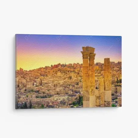 Leinwandbild goldene Amman skyline mit antiken säulen – Pixers®