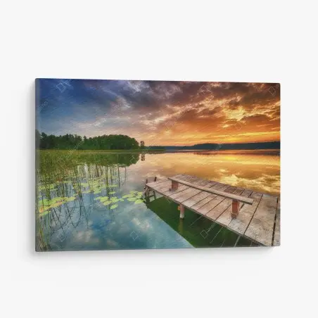 Leinwandbild goldener sonnenaufgang über ruhigem see – Pixers®