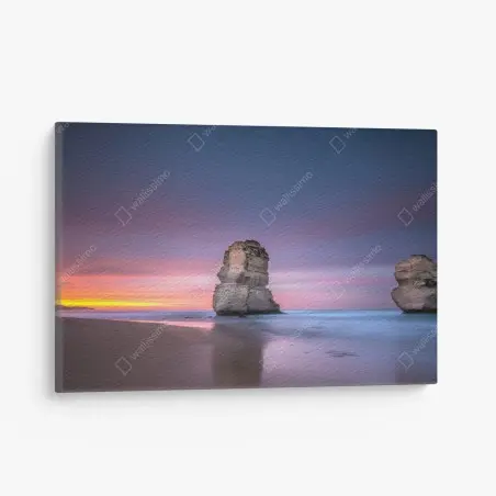 Leinwandbild ruhige küstenlandschaft mit felsformationen bei sonnenuntergang – Pixers®