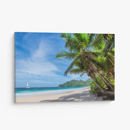 Leinwandbild tropischer strand mit palmen und segelboot – Pixers®
