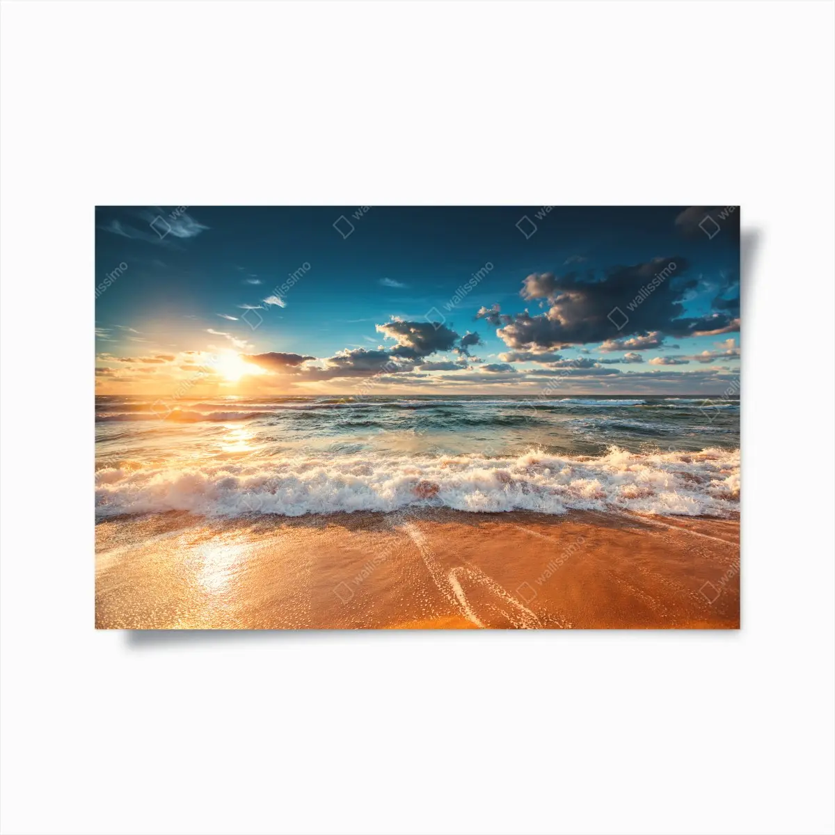 Poster goldener sonnenaufgang über der meeresküste – Pixers®