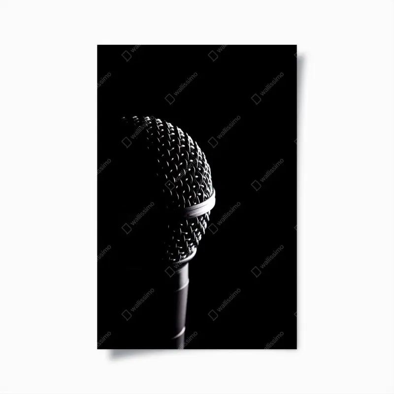 Poster dramatische mikrofon-nahaufnahme