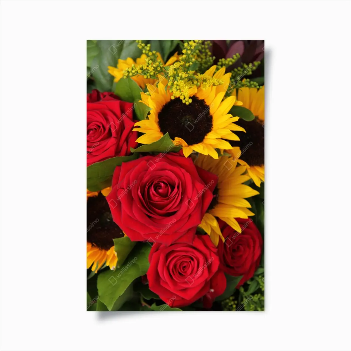 Poster rote rosen und sonnenblumen im bukett – Pixers®