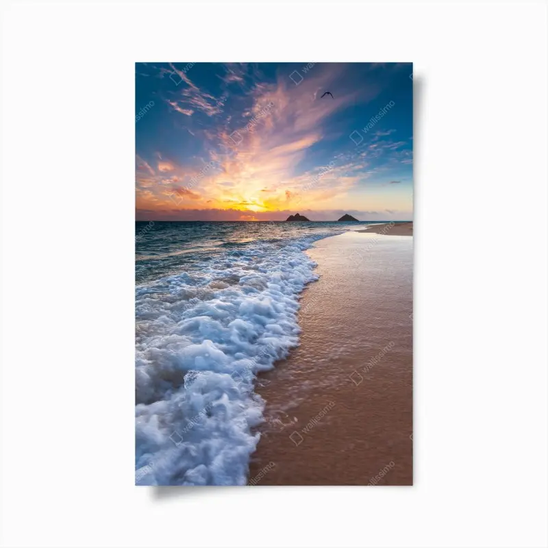 Poster ruhiger sonnenaufgang am meeresufer