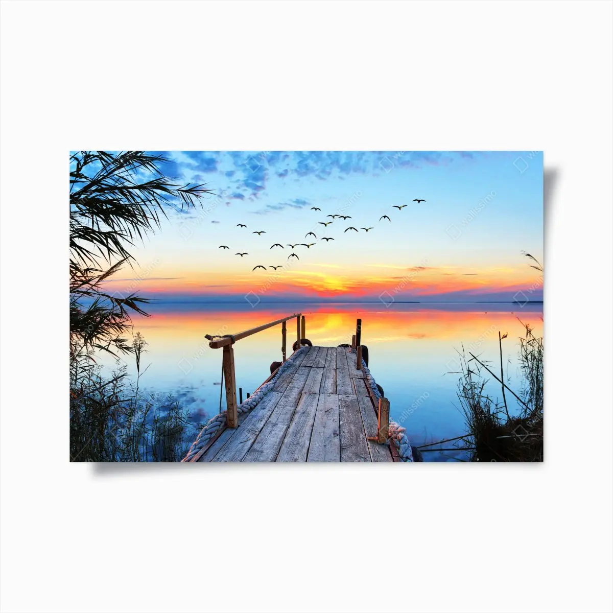 Poster steg bei sonnenuntergang über ruhigem see – Pixers®