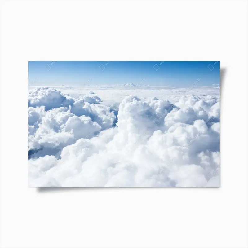 Poster blick von oben: sanfte wolken und blauer himmel