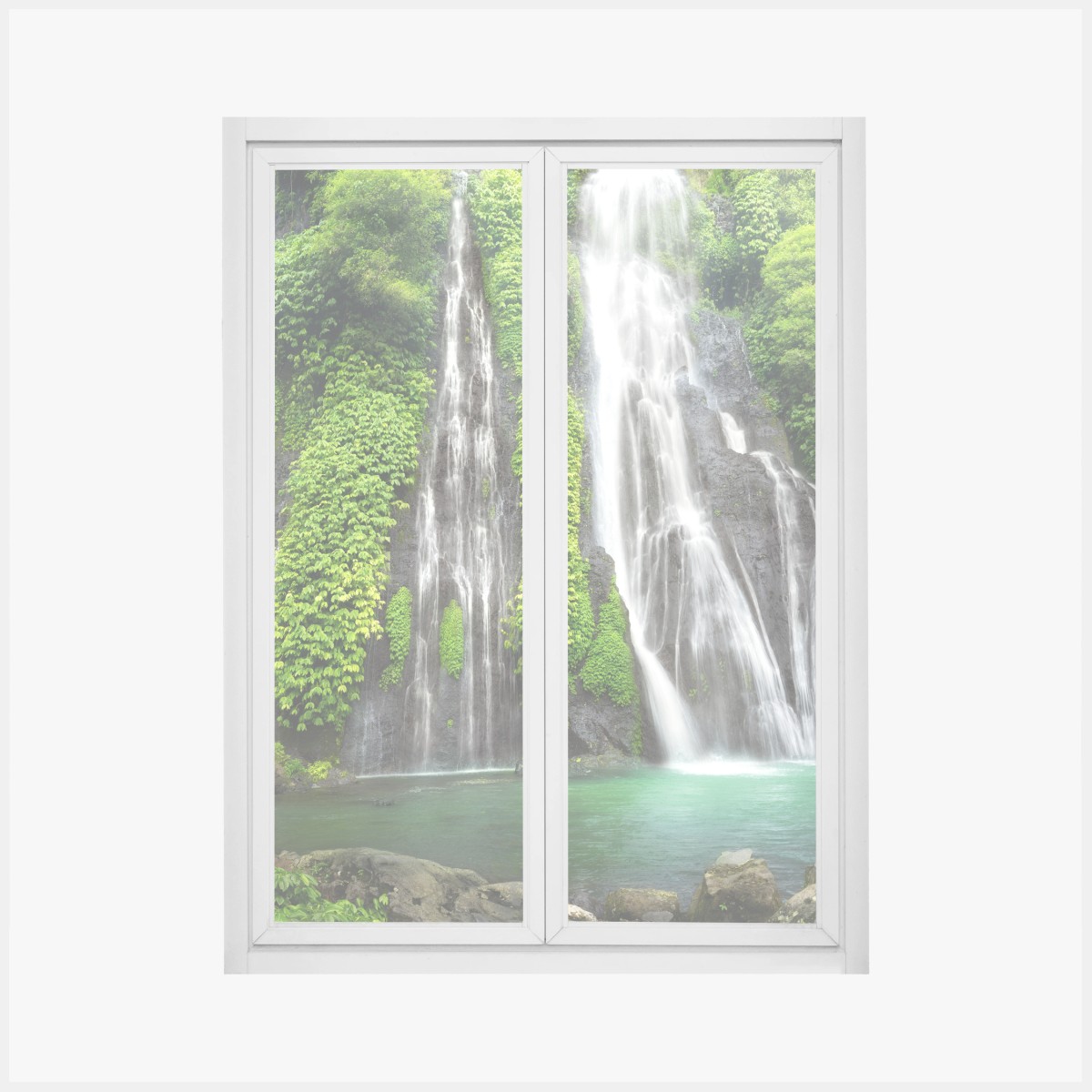 Fensteraufkleber ruhiger wasserfall im smaragdgrünen wald – Pixers®
