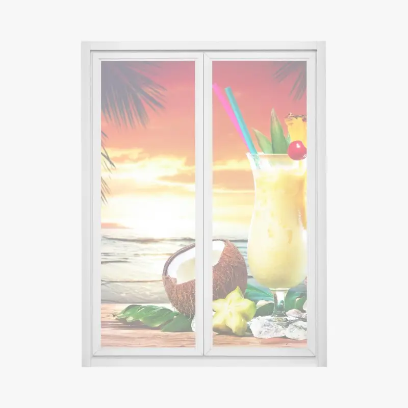 Fensteraufkleber tropischer kokos-ananas-cocktail am strand bei sonnenuntergang