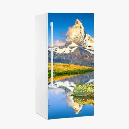 Kühlschrankaufkleber majestätisches Matterhorn gespiegelt im alpensee – Pixers®