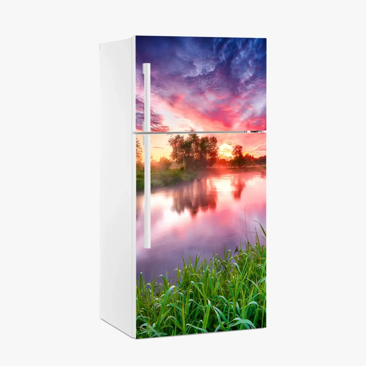 Kühlschrankaufkleber ruhiger sommer sonnenaufgang am flussufer – Pixers®