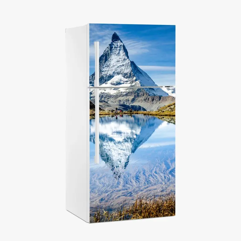 Kühlschrankaufkleber majestätisches Matterhorn im spiegel eines alpensees
