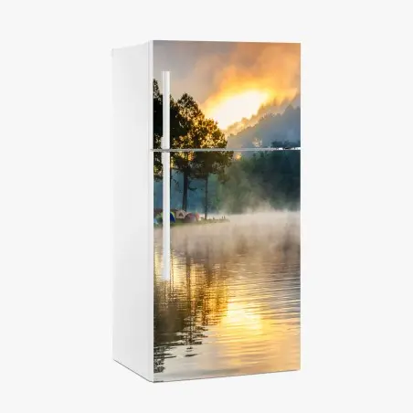 Kühlschrankaufkleber morgendlicher nebel am Pang Oung see, Mae Hong Son – Pixers®