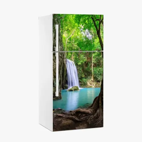 Kühlschrankaufkleber ruhiger wasserfall im Erawan Nationalpark – Pixers®