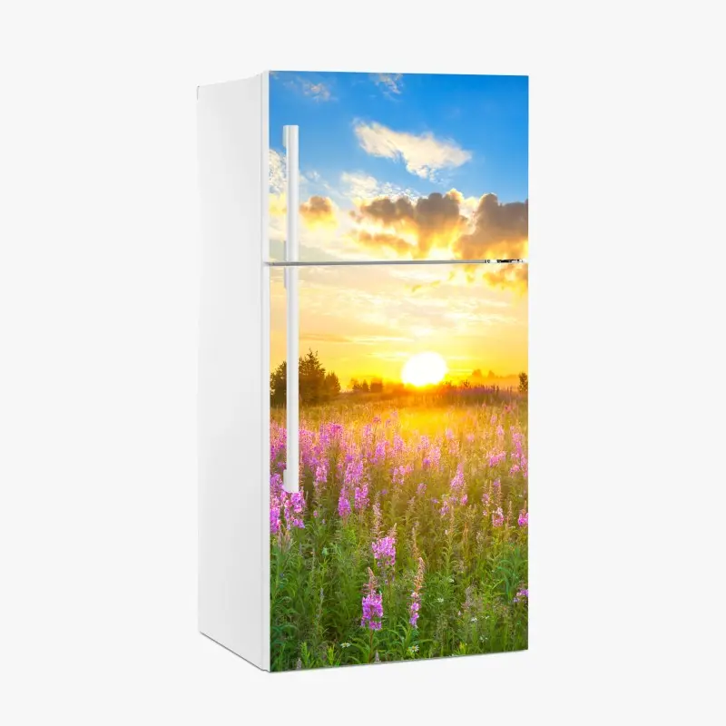 Kühlschrankaufkleber sonnenaufgang über violetter wildblumenwiese