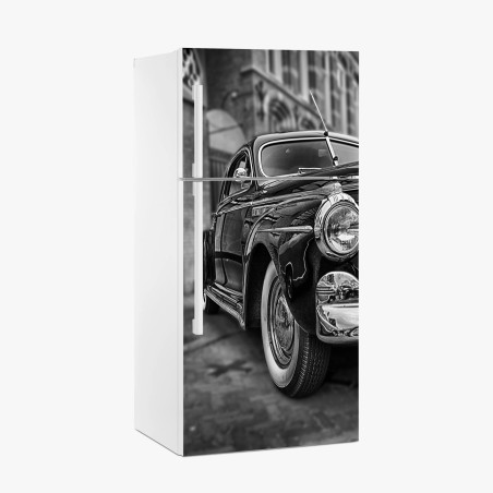 Kühlschrankaufkleber vintage klassisches auto auf kopfsteinpflaster – Pixers®