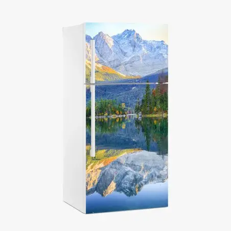 Kühlschrankaufkleber herbstliche spiegelung am Eibsee bei Zugspitze – Pixers®