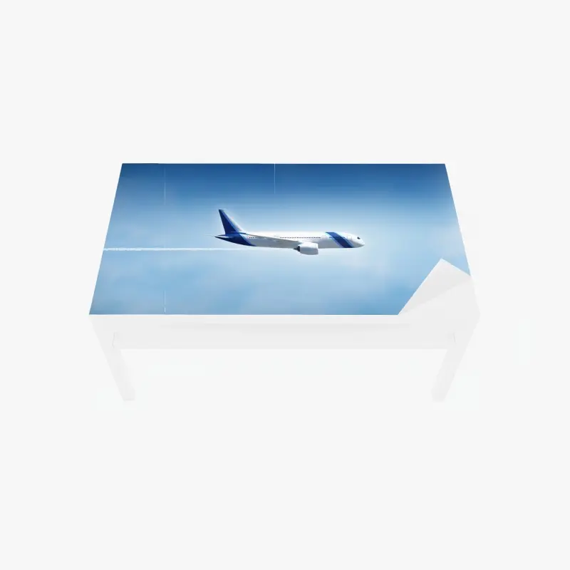 Tischaufkleber und Schreibtischaufkleber jet im klaren blauen himmel