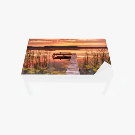 Tischaufkleber und Schreibtischaufkleber sonnenaufgang über ruhigem see mit steg – Pixers®