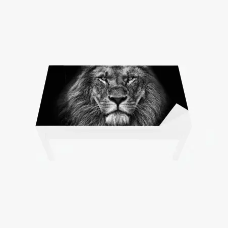 Tischaufkleber und Schreibtischaufkleber majestätisches löwenportrait in monochrom – Pixers®
