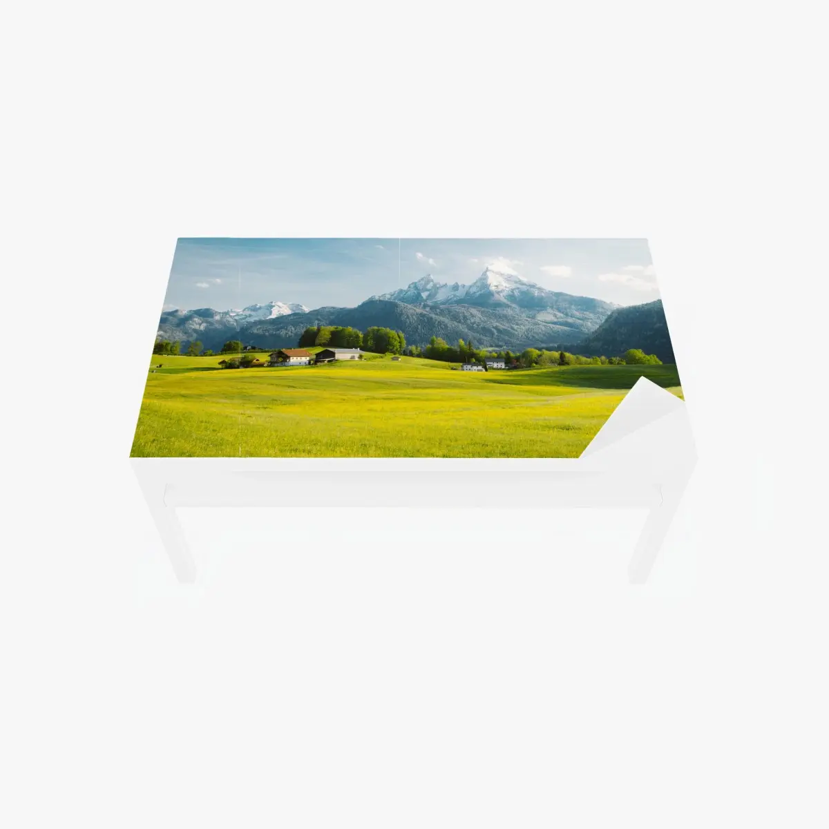 Tischaufkleber und Schreibtischaufkleber alpwiese unter schneebedeckten gipfeln – Pixers®