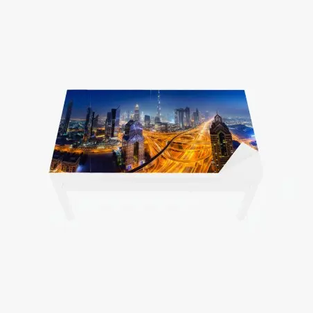 Tischaufkleber und Schreibtischaufkleber panorama der nächtlichen skyline von Dubai – Pixers®