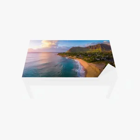 Tischaufkleber und Schreibtischaufkleber sonnenuntergang am strand panorama mit tropischen bergen – Pixers®