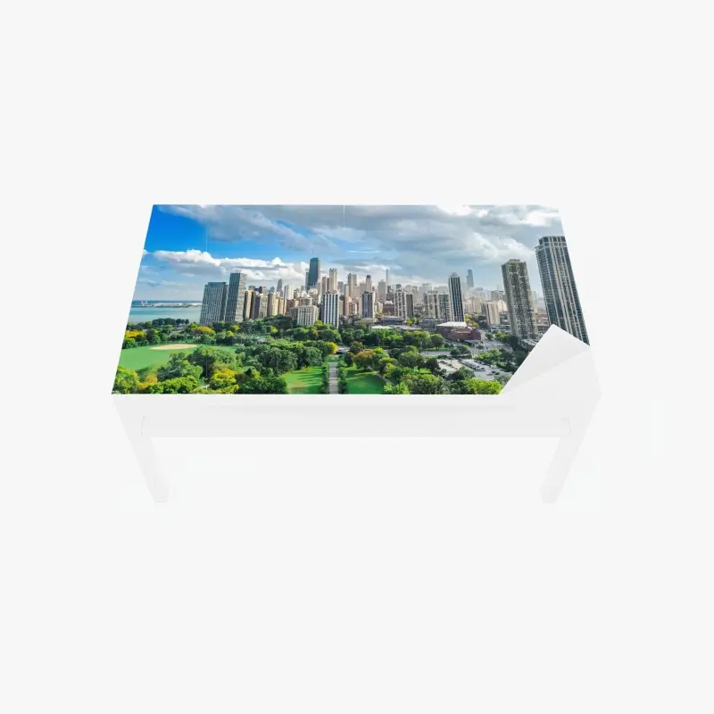 Tischaufkleber und Schreibtischaufkleber stadtpanorama über grünem park