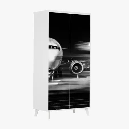 Schrankaufkleber monochromes jet auf dem rollfeld bei nacht – Pixers®