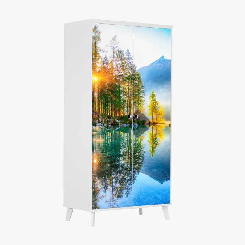 Schrankaufkleber Hintersee herbstlicher sonnenaufgang über dem türkisfarbenen see