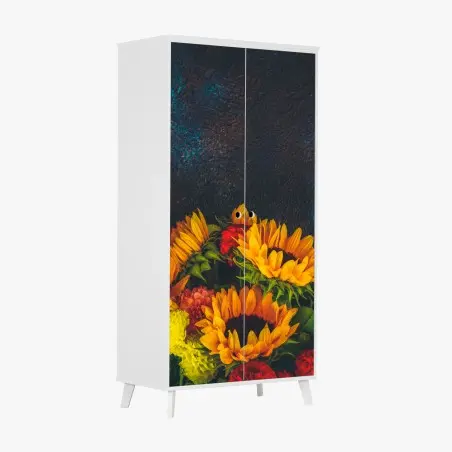 Schrankaufkleber lebendiger sonnenblumenstrauß vor dunklem hintergrund – Pixers®