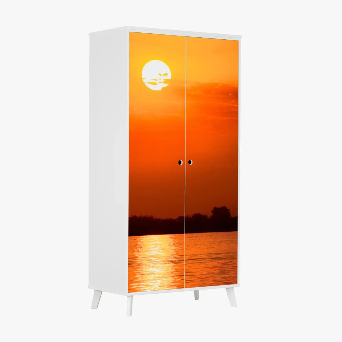 Schrankaufkleber goldener sonnenuntergang über ruhigem see – Pixers®