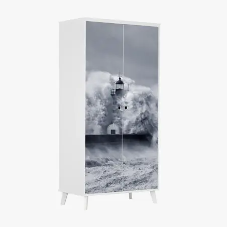 Schrankaufkleber leuchtturm von mächtigen wellen umgeben – Pixers®