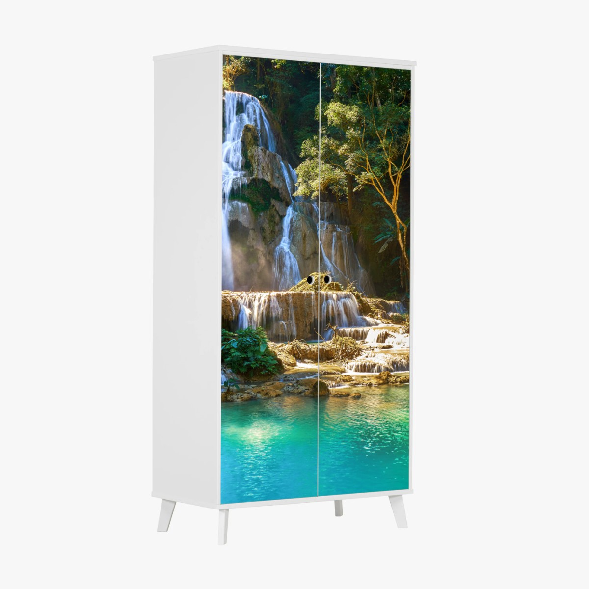 Schrankaufkleber türkisfarbener wasserfall im üppigen wald – Pixers®