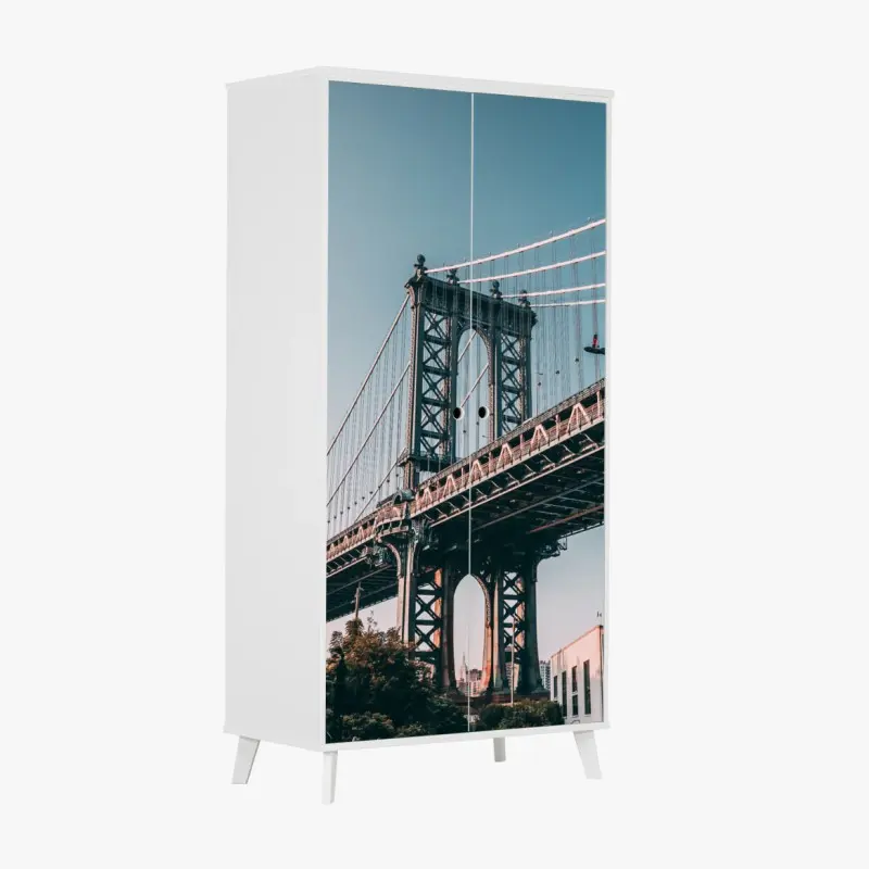 Schrankaufkleber Manhattan brücke in urbaner perspektive