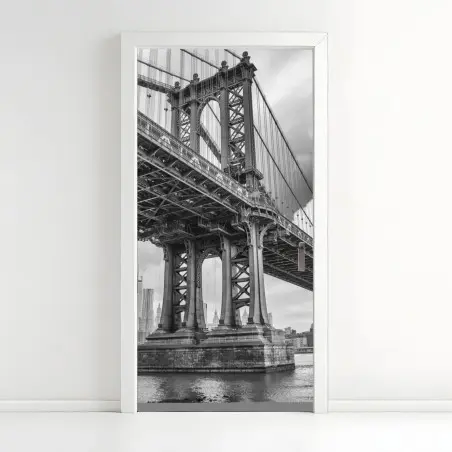 Türaufkleber blick auf die Manhattan Bridge und die skyline von New York – Pixers®