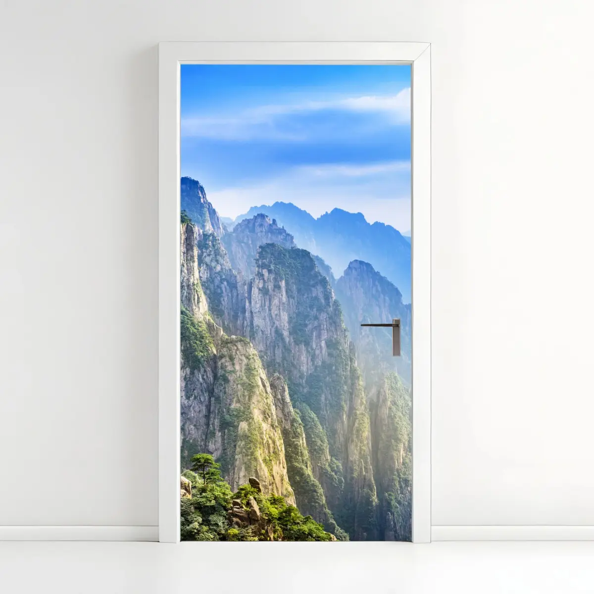 Türaufkleber nebliges bergpanorama – Pixers®